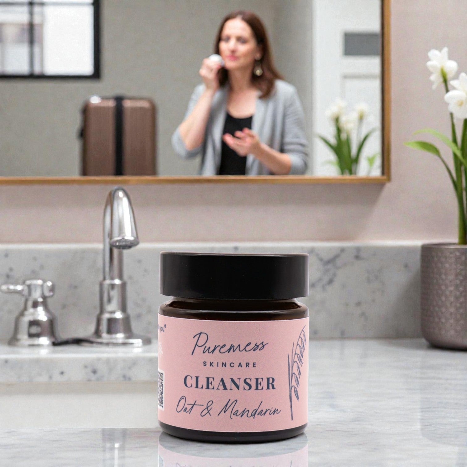 Oat & Mandarin Facial Cleanser 30g