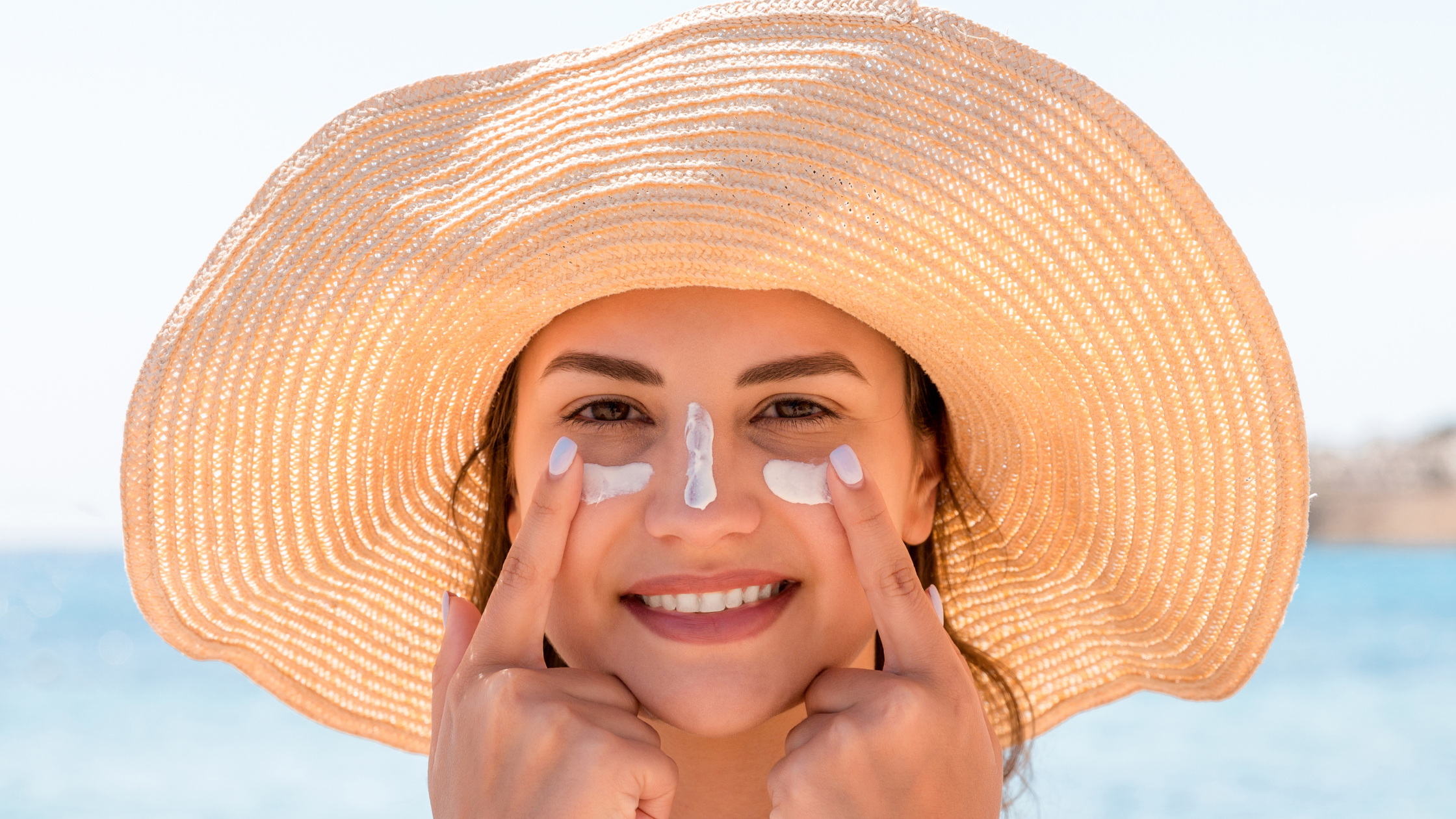Natural Skincare Tips for Travellers: How to Keep Your Skin Healthy on the Go